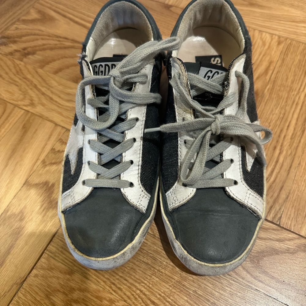 Golden Goose Sneakers